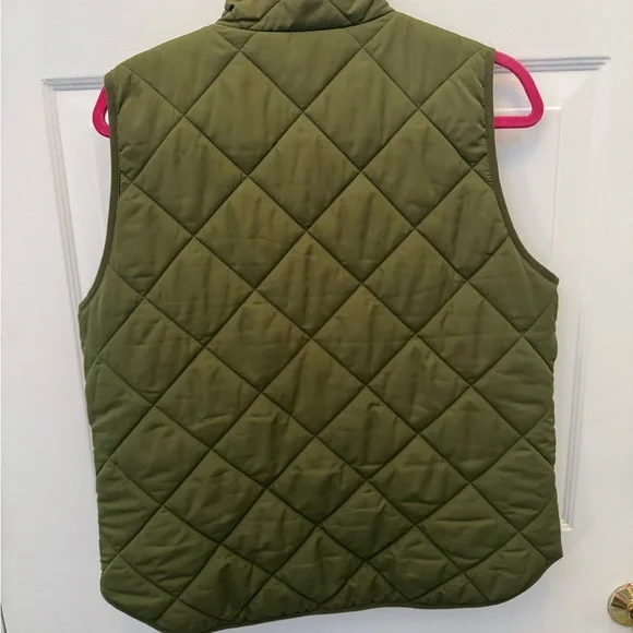 Olive Green Quilted Vest - Picture 2 of 4
